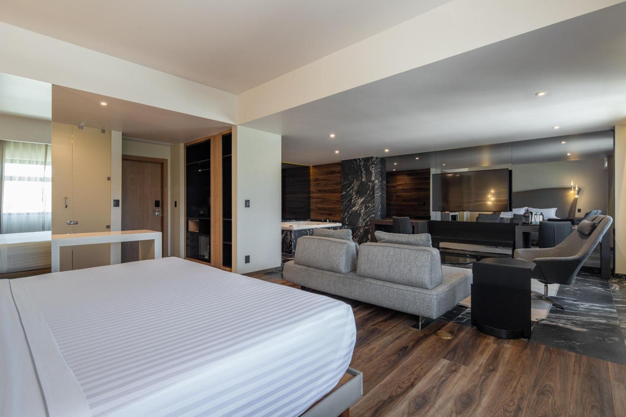 Hotel Real Del Rio Тихуана Экстерьер фото